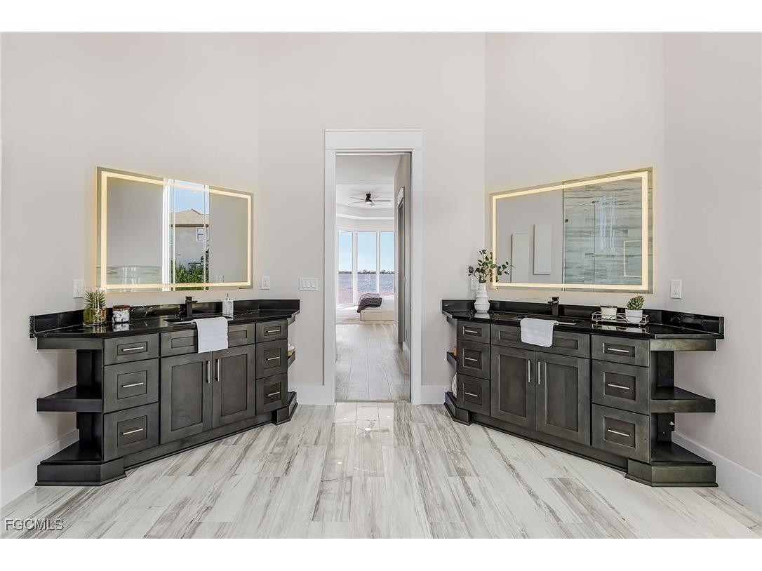 606 Coral Drive Cape Coral FL 33904 2026002572 image22