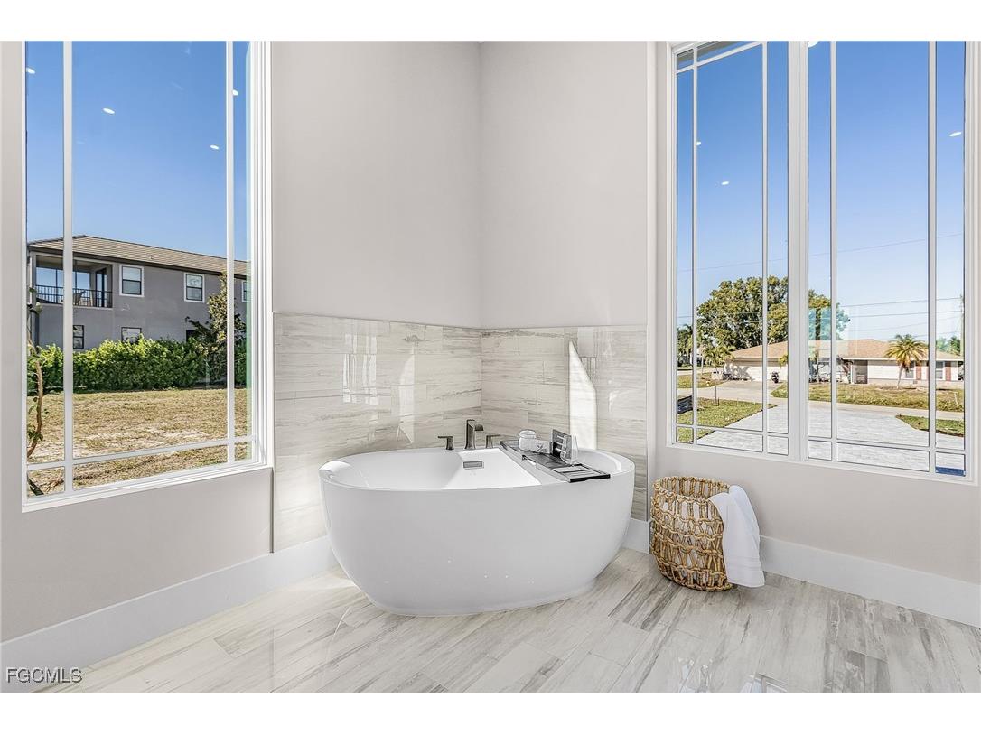 606 Coral Drive Cape Coral FL 33904 2026002572 image24