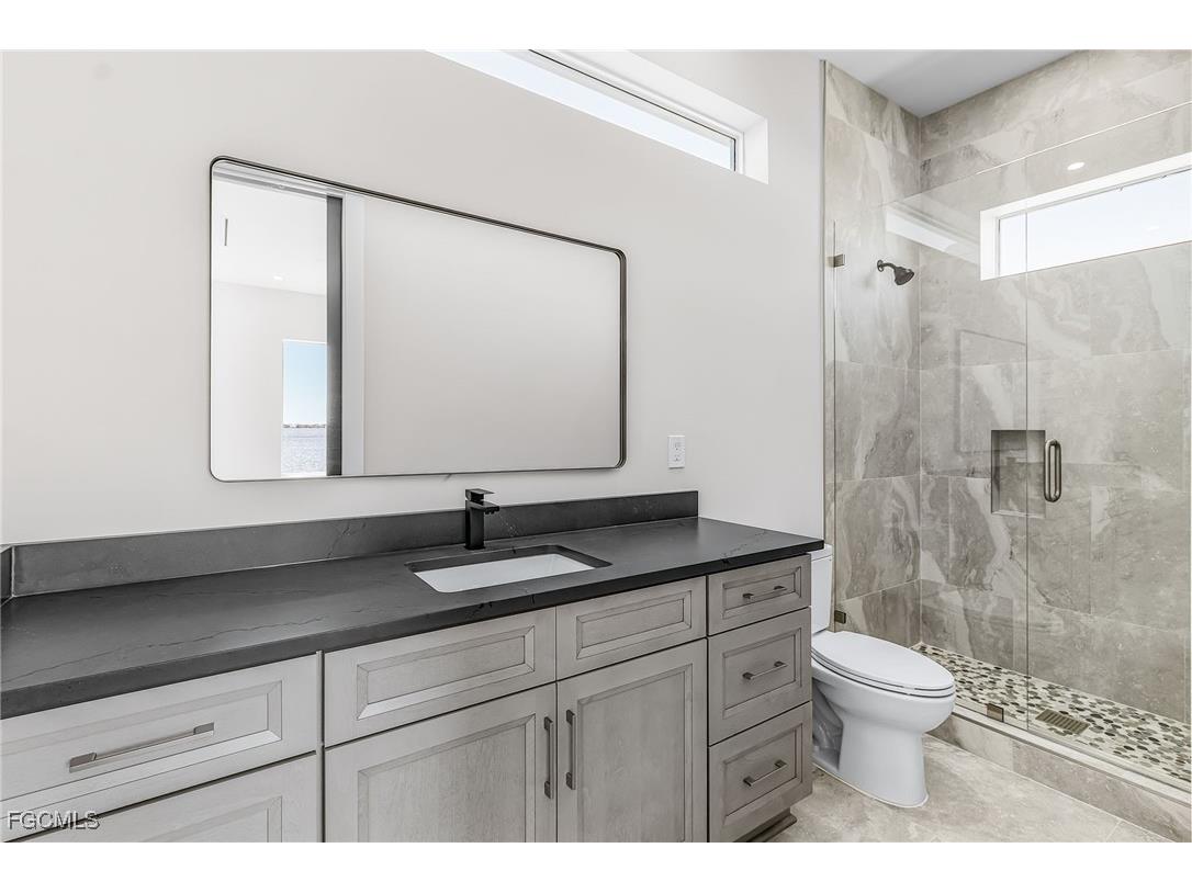 606 Coral Drive Cape Coral FL 33904 2026002572 image30