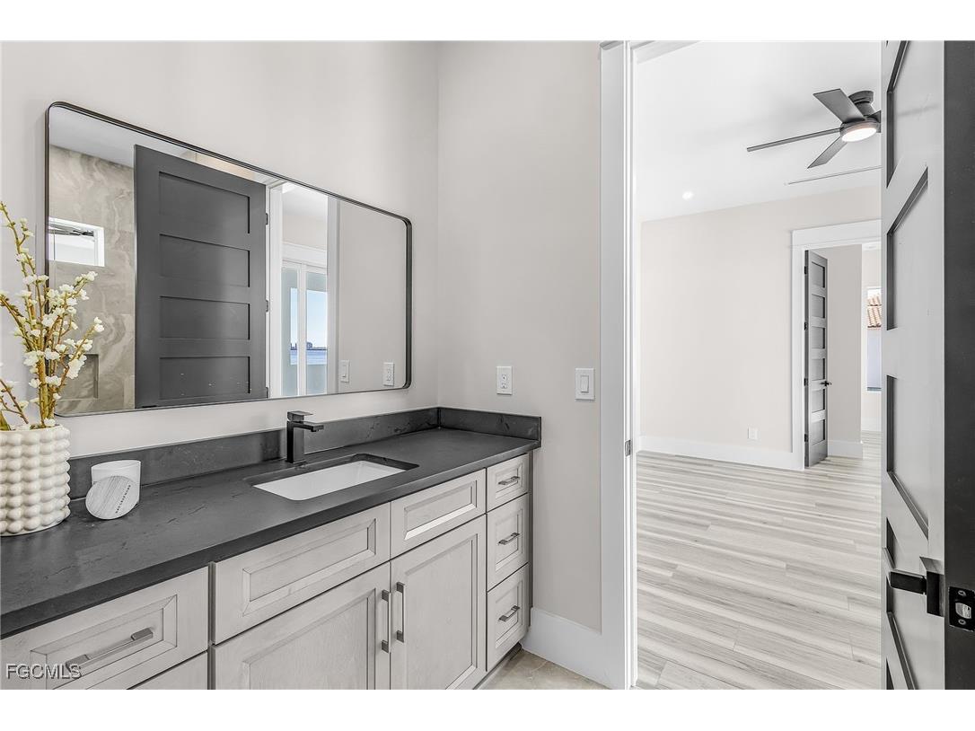 606 Coral Drive Cape Coral FL 33904 2026002572 image32