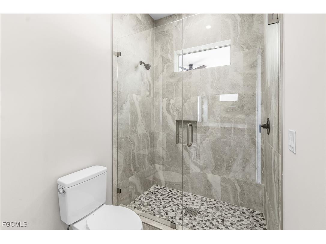 606 Coral Drive Cape Coral FL 33904 2026002572 image33