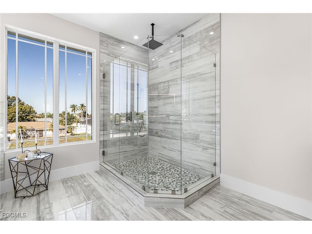 606 Coral Drive Cape Coral FL 33904 2026002572 image39