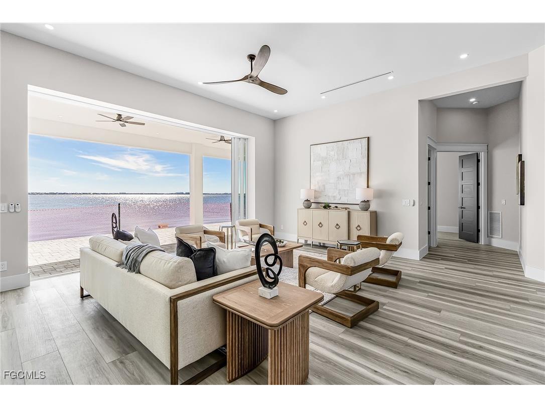 606 Coral Drive Cape Coral FL 33904 2026002572 image4