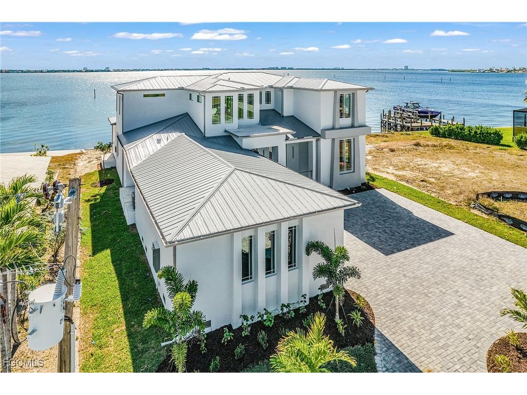 606 Coral Drive Cape Coral FL 33904 2026002572 image43