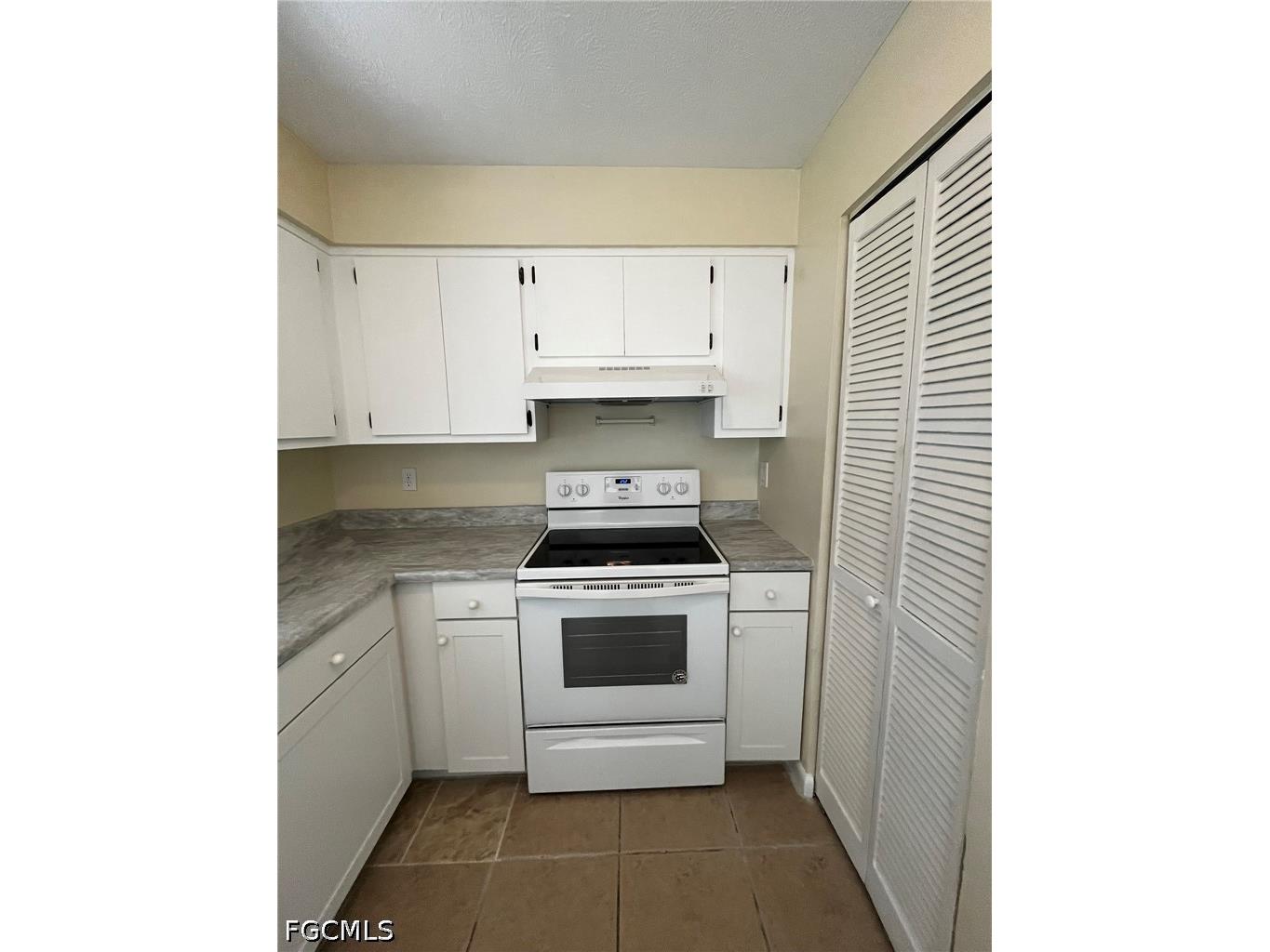 606 Hancock Bridge Parkway Cape Coral FL 33990 2026025332 image10
