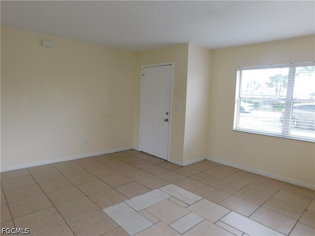 606 Hancock Bridge Parkway Cape Coral FL 33990 2026025332 image5