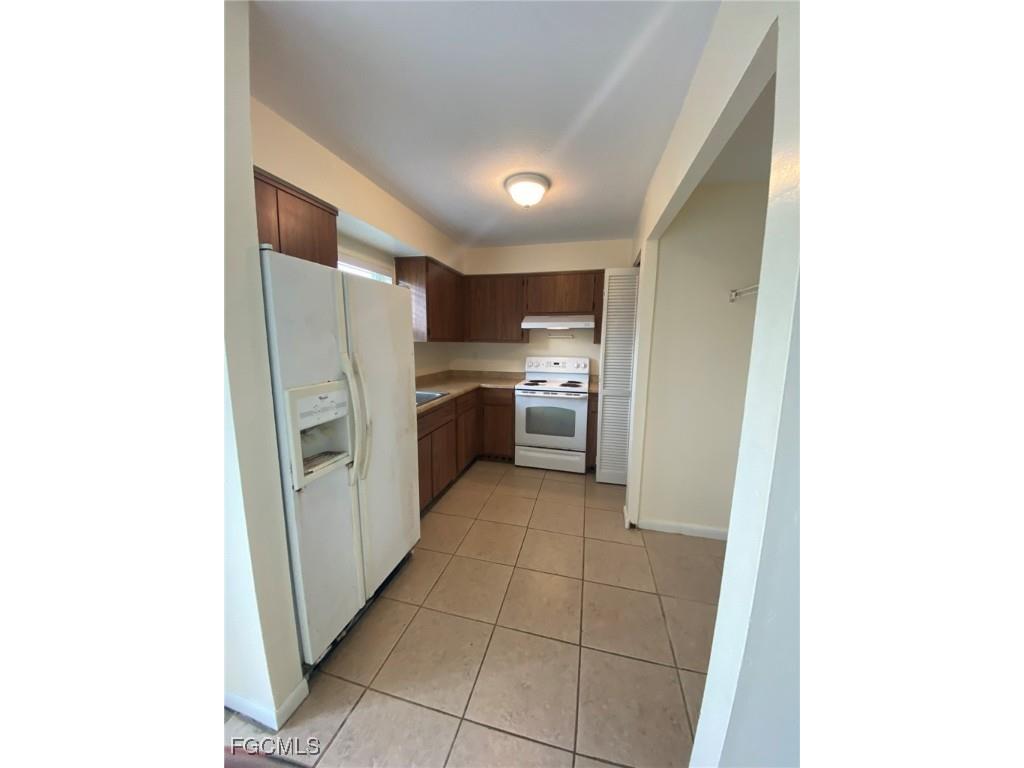 606 Hancock Bridge Parkway Cape Coral FL 33990 2025006828 image9