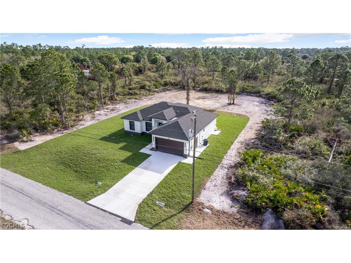 606 Johns Avenue Lehigh Acres FL 33972 2026013606 image5