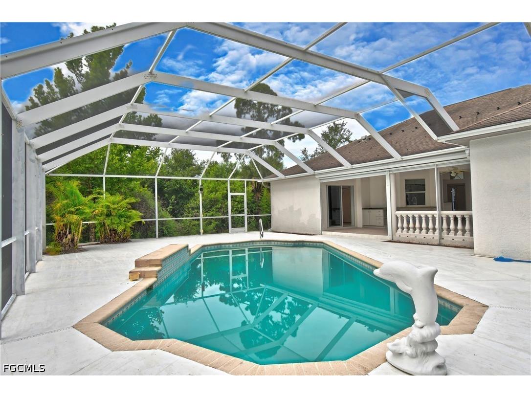 606 Lincoln Avenue Lehigh Acres FL 33972 2026025772 image2