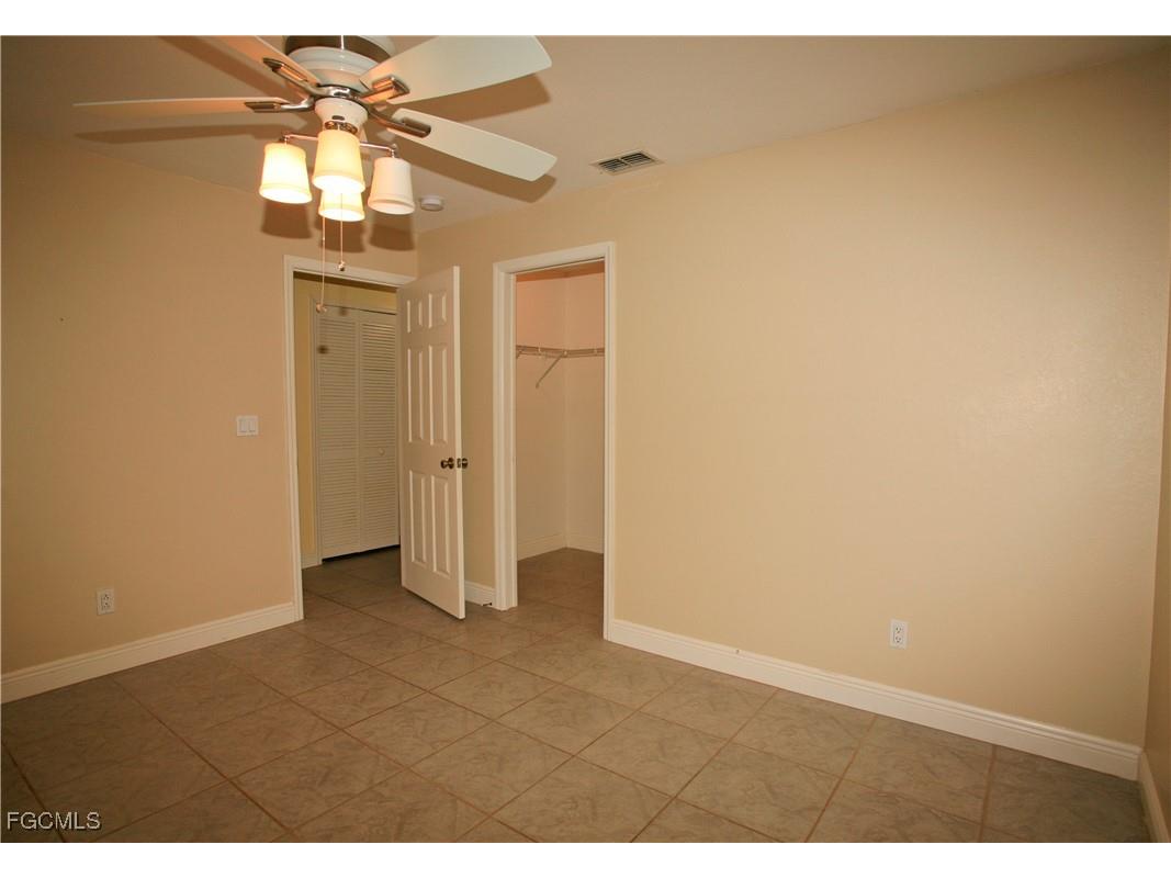 606 SE 6th Terrace Cape Coral FL 33990 2025024273 image10