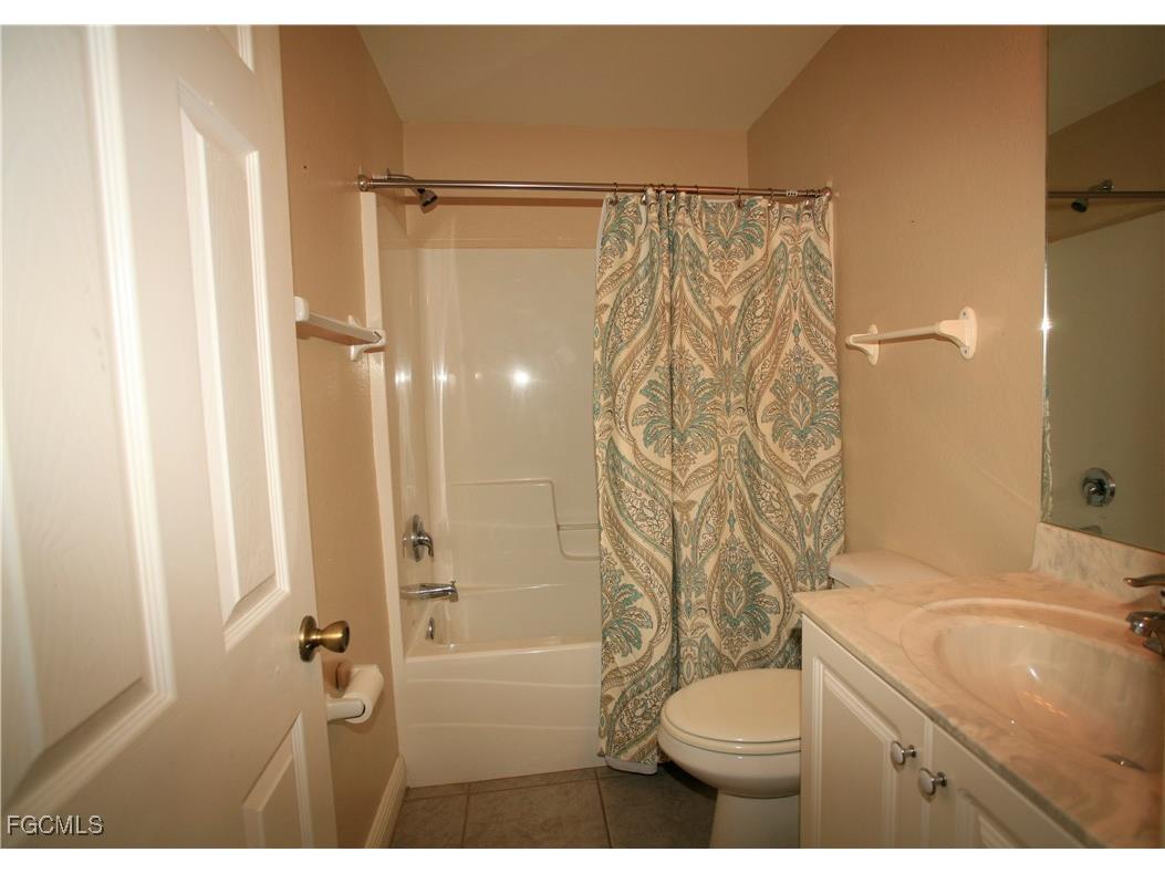 606 SE 6th Terrace Cape Coral FL 33990 2025024273 image11