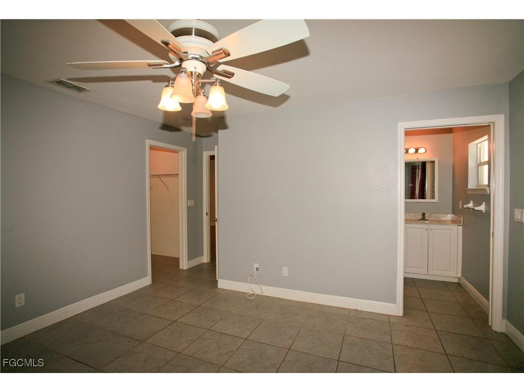 606 SE 6th Terrace Cape Coral FL 33990 2025024273 image14