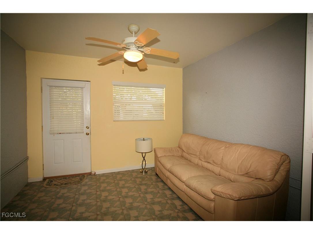 606 SE 6th Terrace Cape Coral FL 33990 2025024273 image18