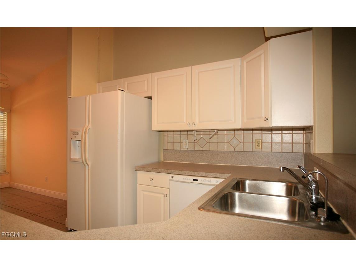 606 SE 6th Terrace Cape Coral FL 33990 2025024273 image7