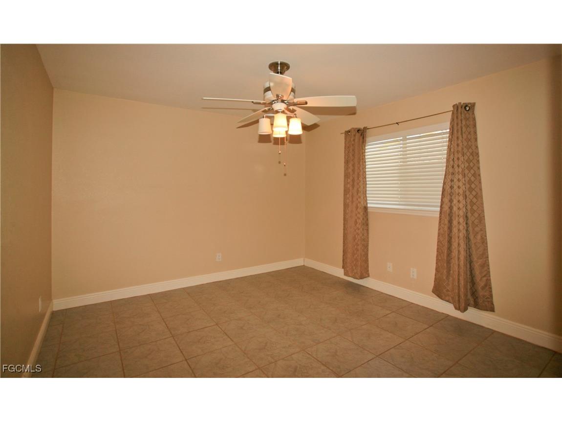 606 SE 6th Terrace Cape Coral FL 33990 2025024273 image9