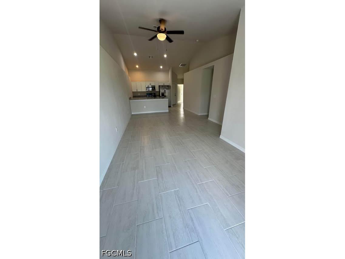 606 SE 8th Street Cape Coral FL 33990 2026025797 image10