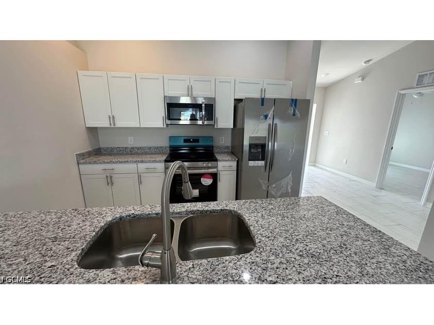 606 SE 8th Street Cape Coral FL 33990 2026025797 image4