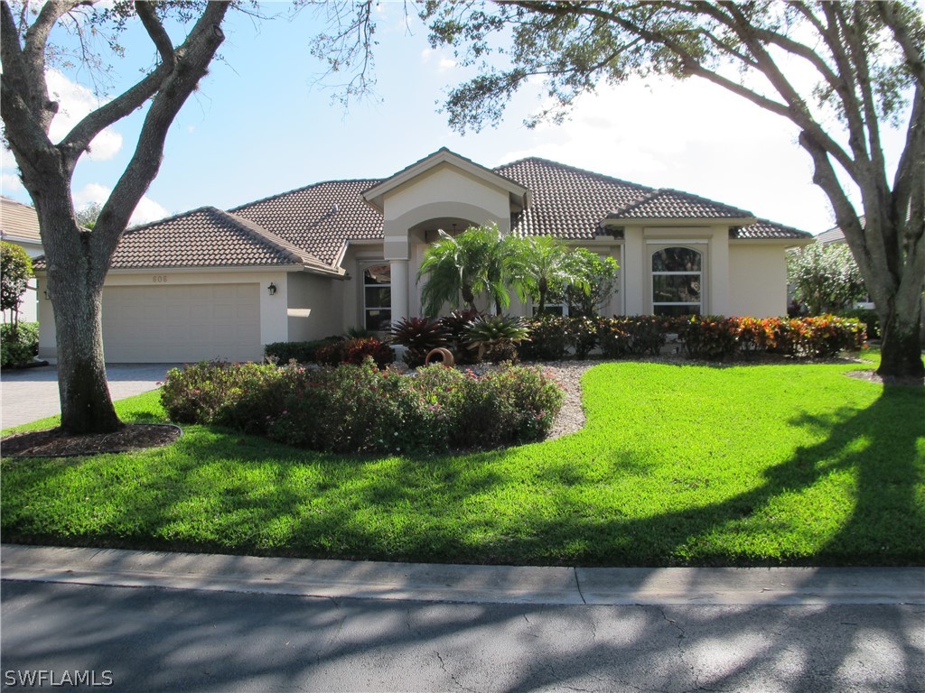 606 Shoreline Drive Naples FL 34119 223006960 image1