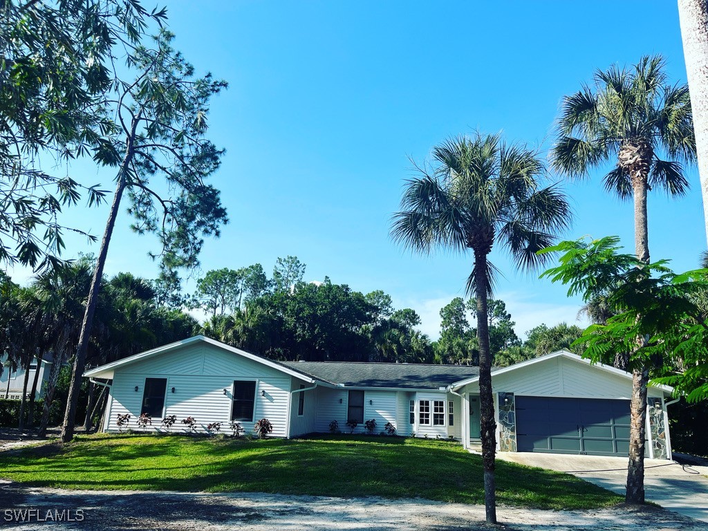 6060 Golden Oaks Lane Naples FL 34119 225069941 image1