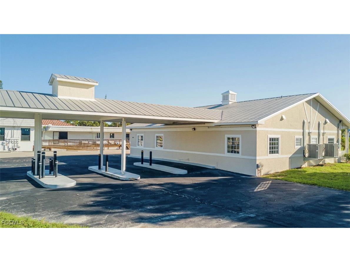 6061 Estero Boulevard Fort Myers Beach FL 33931 2025006192 image12