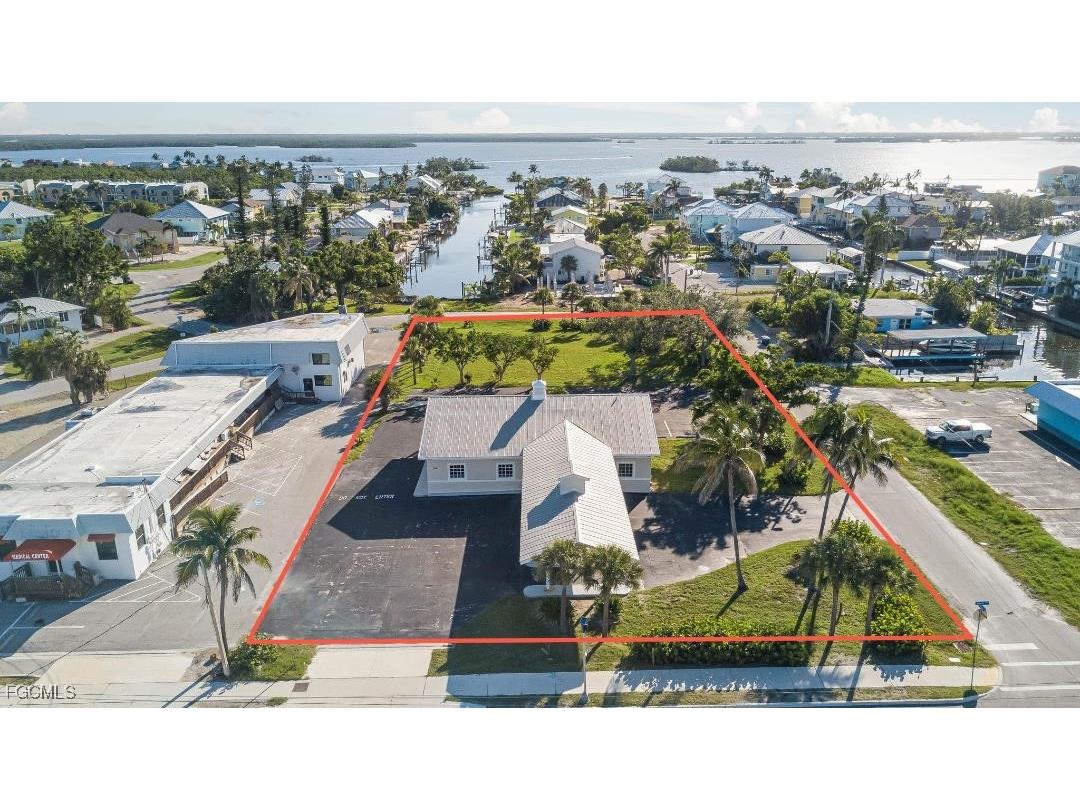 6061 Estero Boulevard Fort Myers Beach FL 33931 2025006192 image2