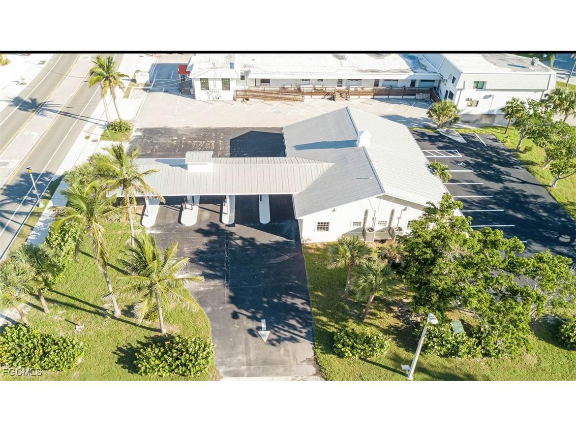 6061 Estero Boulevard Fort Myers Beach FL 33931 2025006192 image8