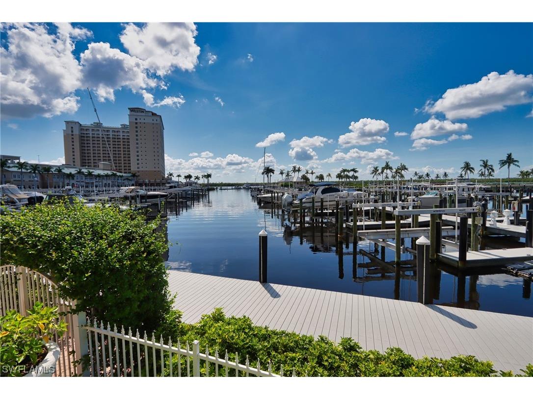 6061 Silver King Boulevard #106 Cape Coral FL 33914 223057881 image1