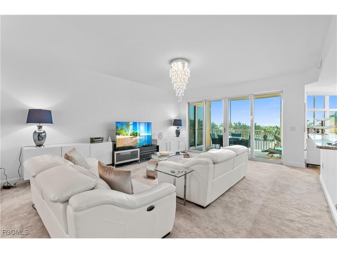 6061 Silver King Boulevard #203 Cape Coral FL 33914 2025025152 image4