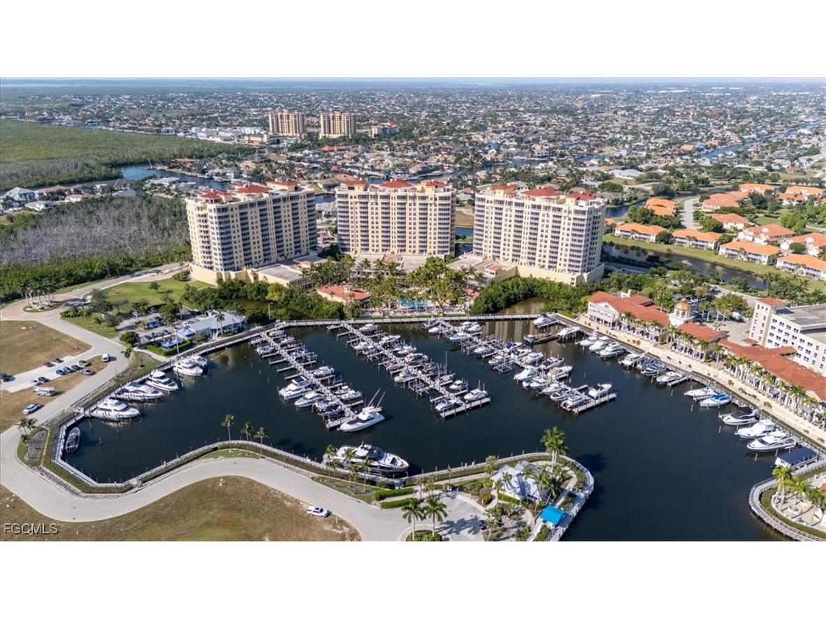 6061 Silver King Boulevard #306 Cape Coral FL 33914 2025025142 image1