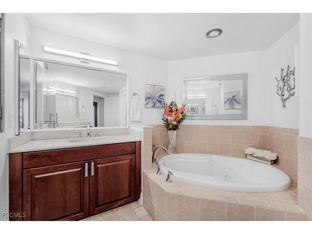 6061 Silver King Boulevard #306 Cape Coral FL 33914 2025025142 image36