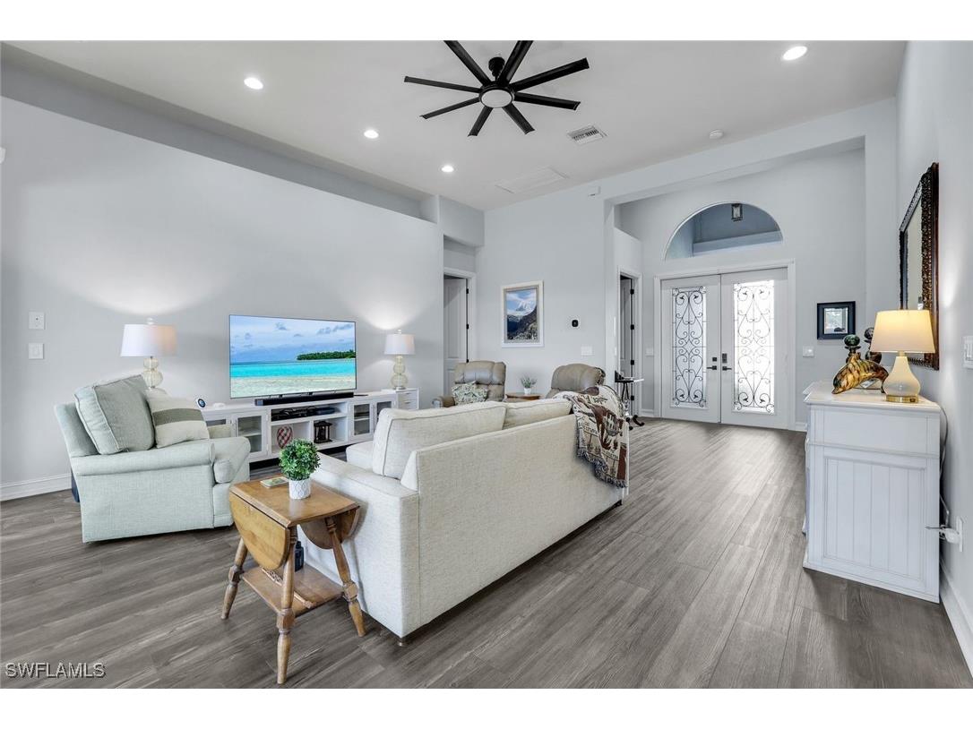 6062 Divot Court Naples FL 34113 225071029 image5