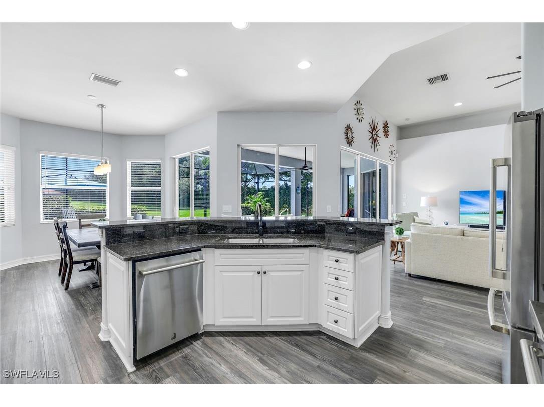 6062 Divot Court Naples FL 34113 225071029 image8