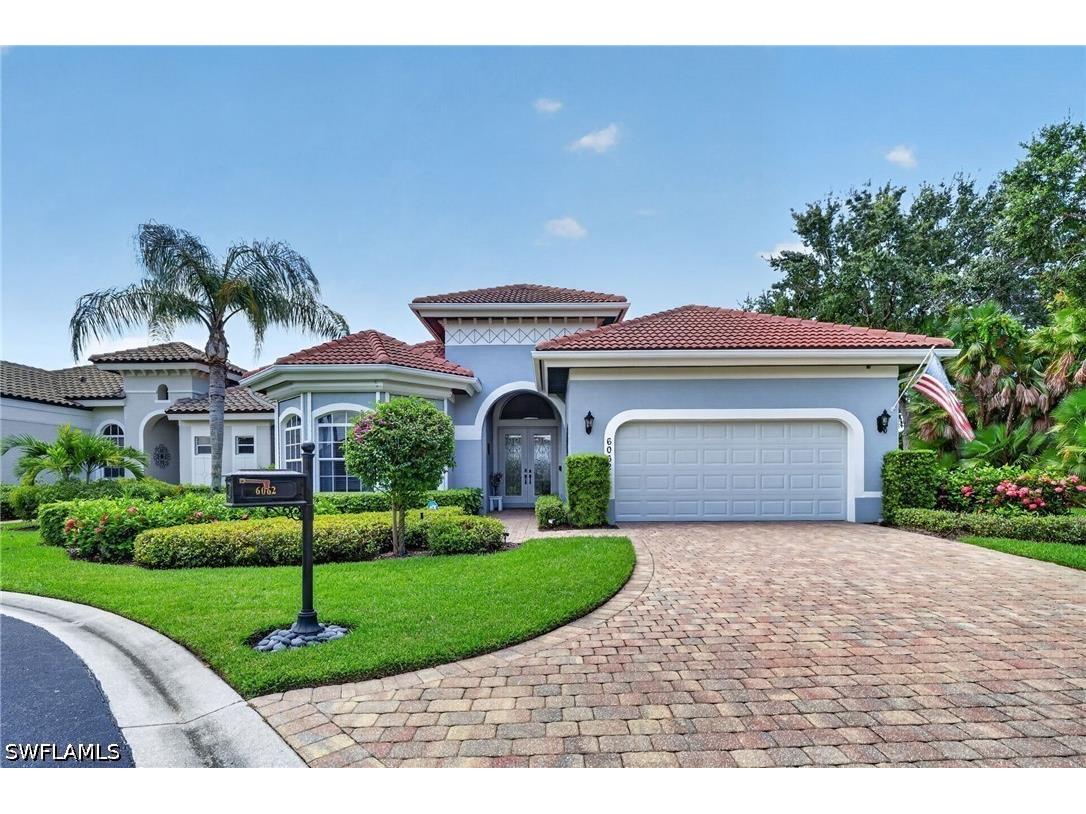 6062 Divot Court Naples FL 34113 226023747 image1