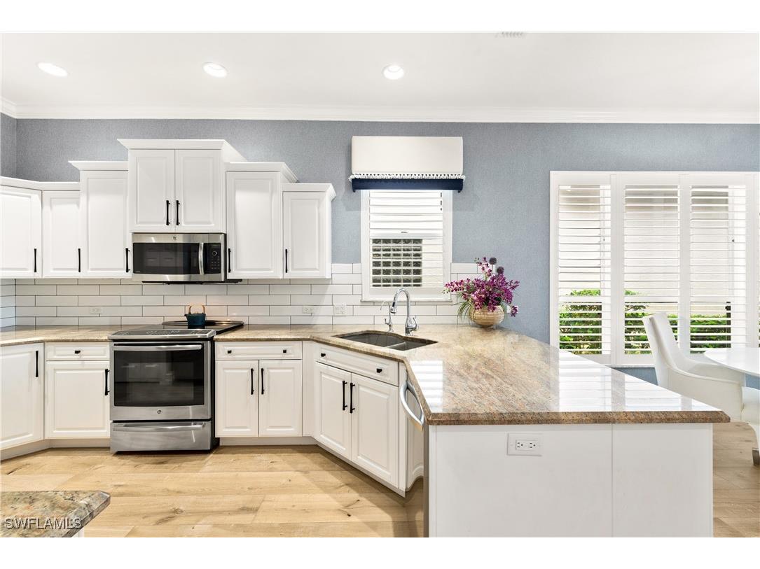 6064 Fairway Court Naples FL 34110 225071472 image13