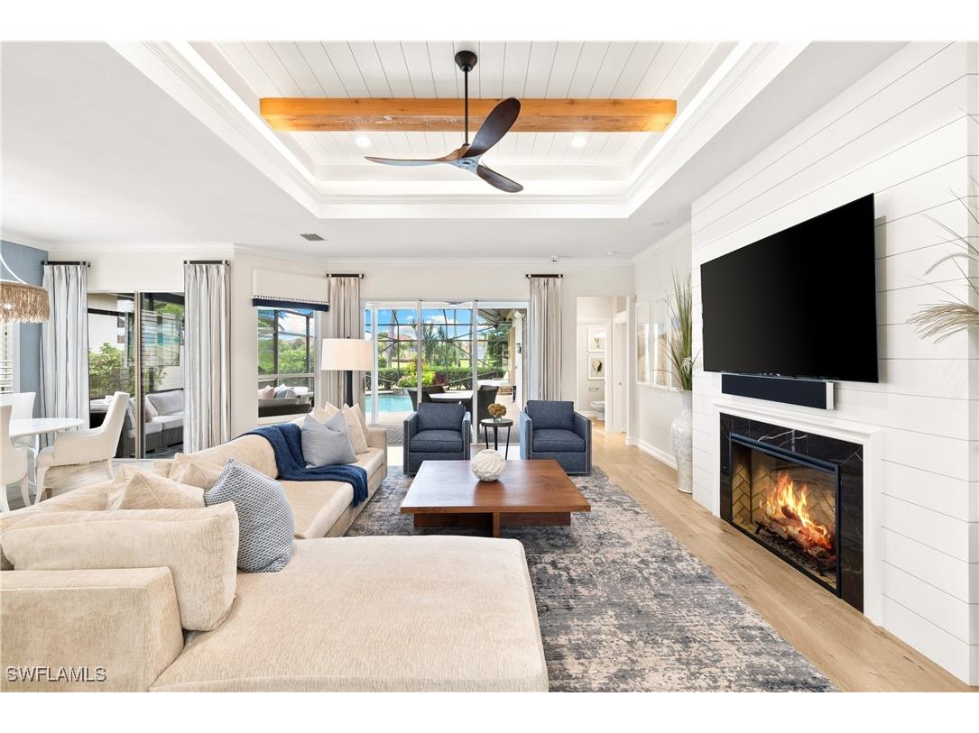 6064 Fairway Court Naples FL 34110 225071472 image2