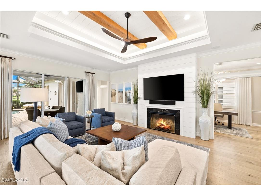 6064 Fairway Court Naples FL 34110 225071472 image4