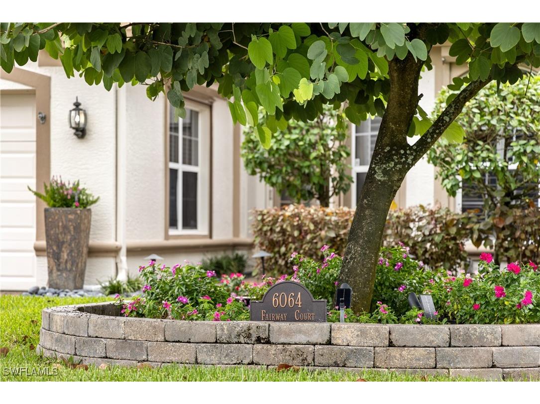 6064 Fairway Court Naples FL 34110 225071472 image40