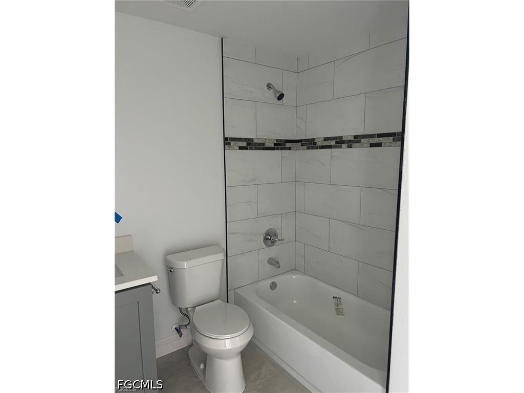 6064 Laurelwood Drive Fort Myers FL 33905 2026026676 image10