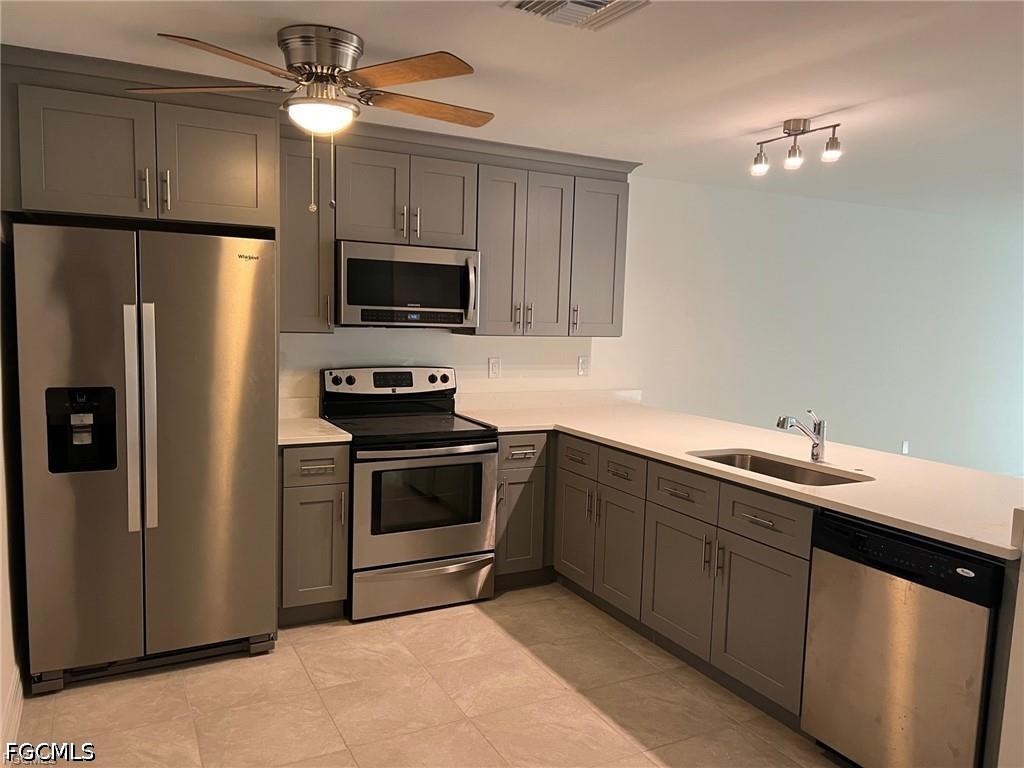 6064 Laurelwood Drive Fort Myers FL 33905 2026026676 image3