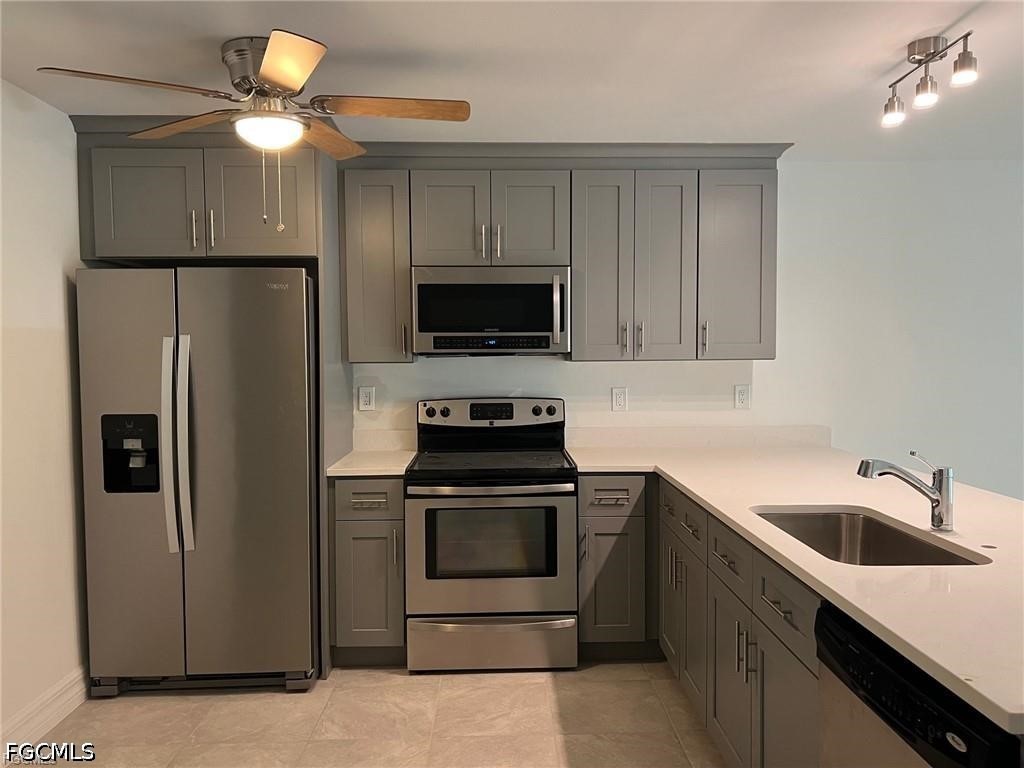 6064 Laurelwood Drive Fort Myers FL 33905 2026026676 image4