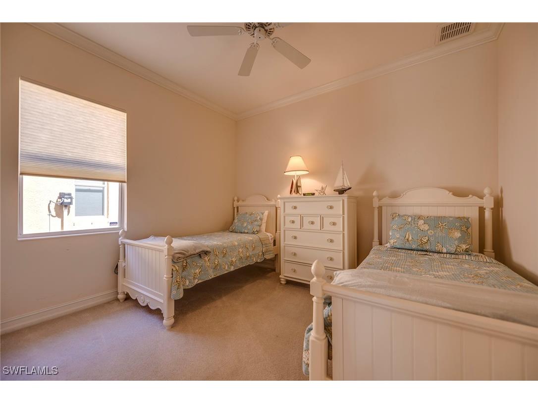 6065 Divot Court Naples FL 34113 225067617 image10