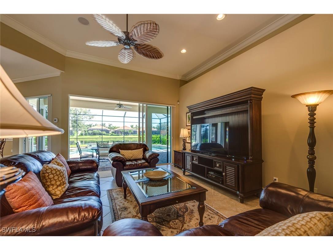 6065 Divot Court Naples FL 34113 225067617 image3