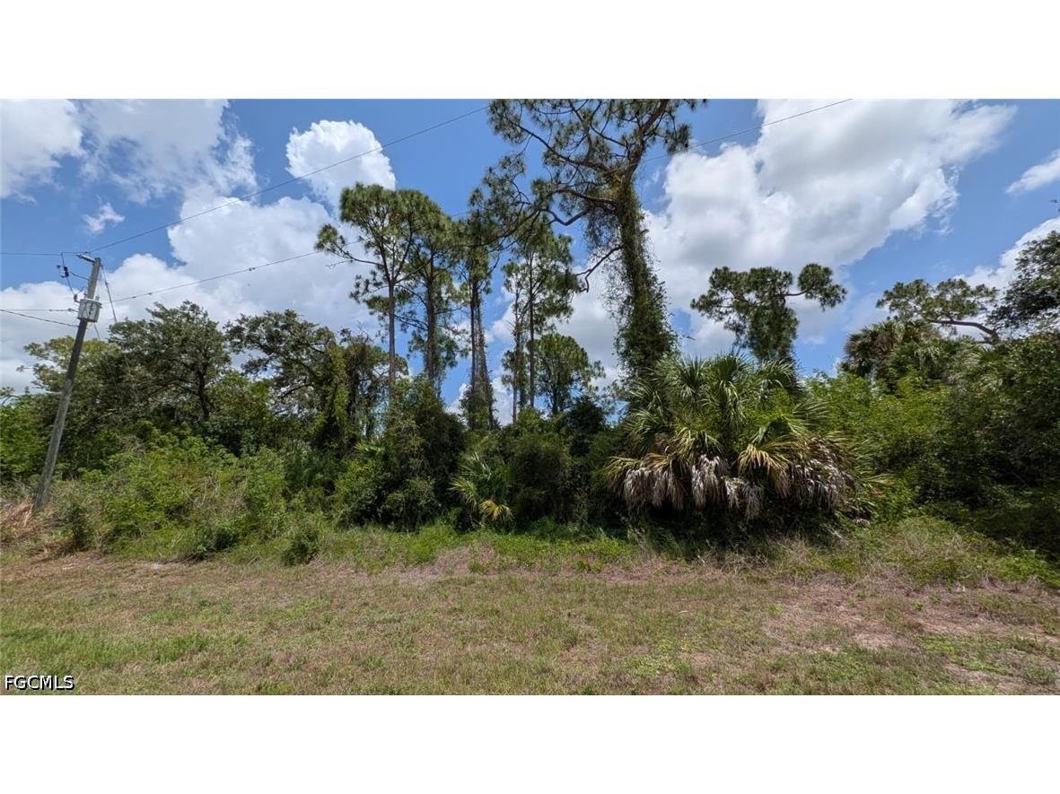 6065 S Moss Circle Labelle FL 33935 2026023703 image2