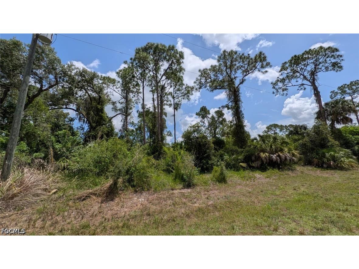 6065 S Moss Circle Labelle FL 33935 2026023703 image5