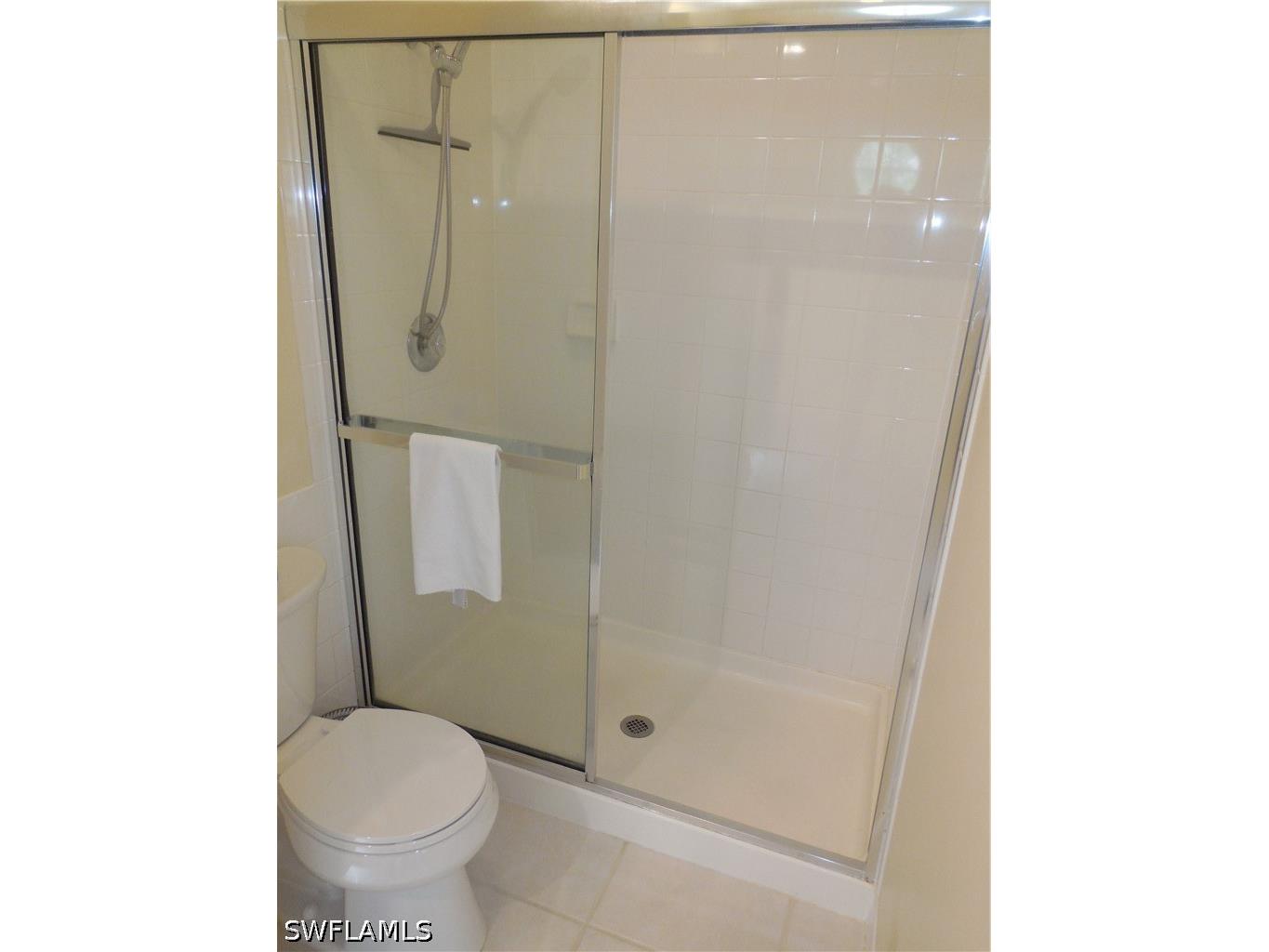 6069 Islandwalk Boulevard Naples FL 34119 226018096 image19