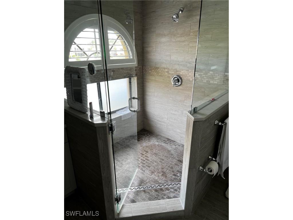 607 Beachwalk Circle #K-204 Naples FL 34108 225033099 image18