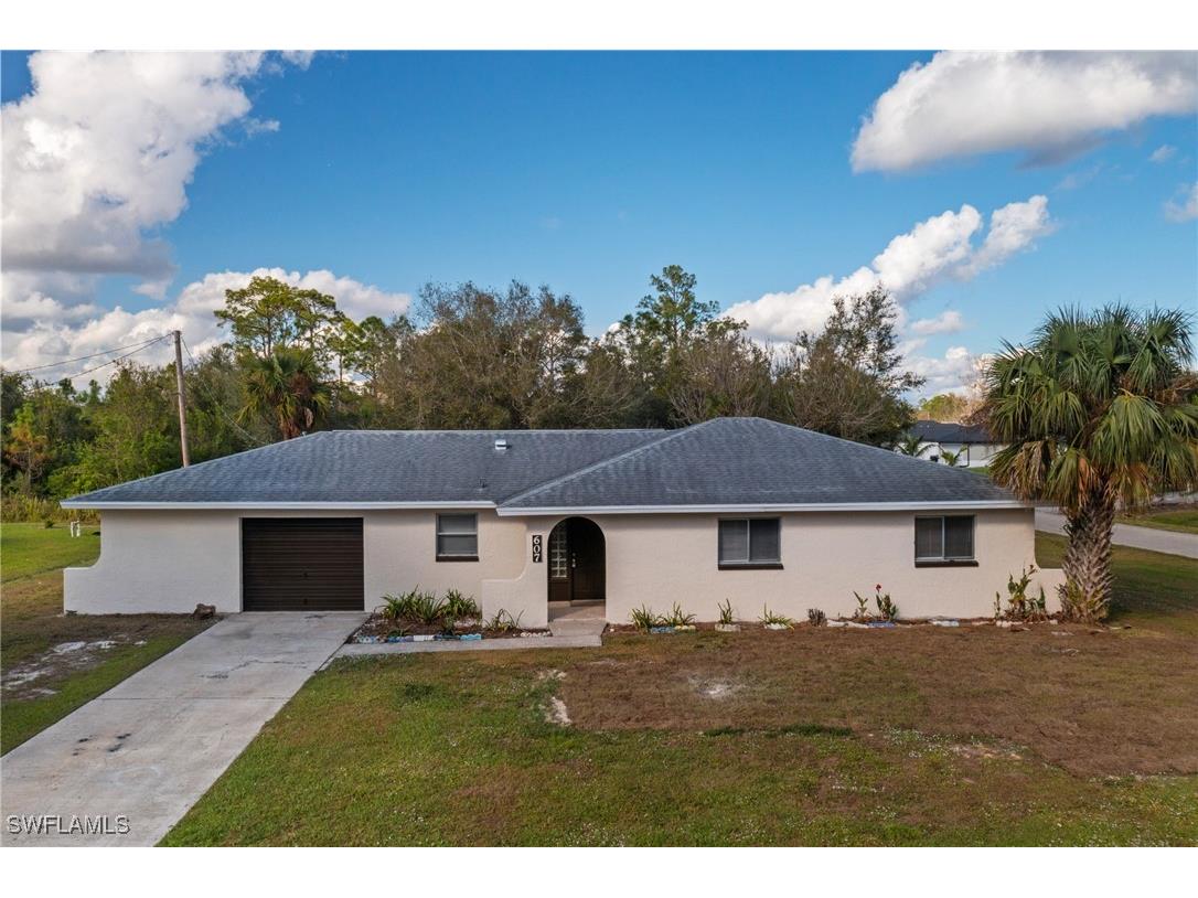 607 E 6th Street Lehigh Acres FL 33972 225000002 image1