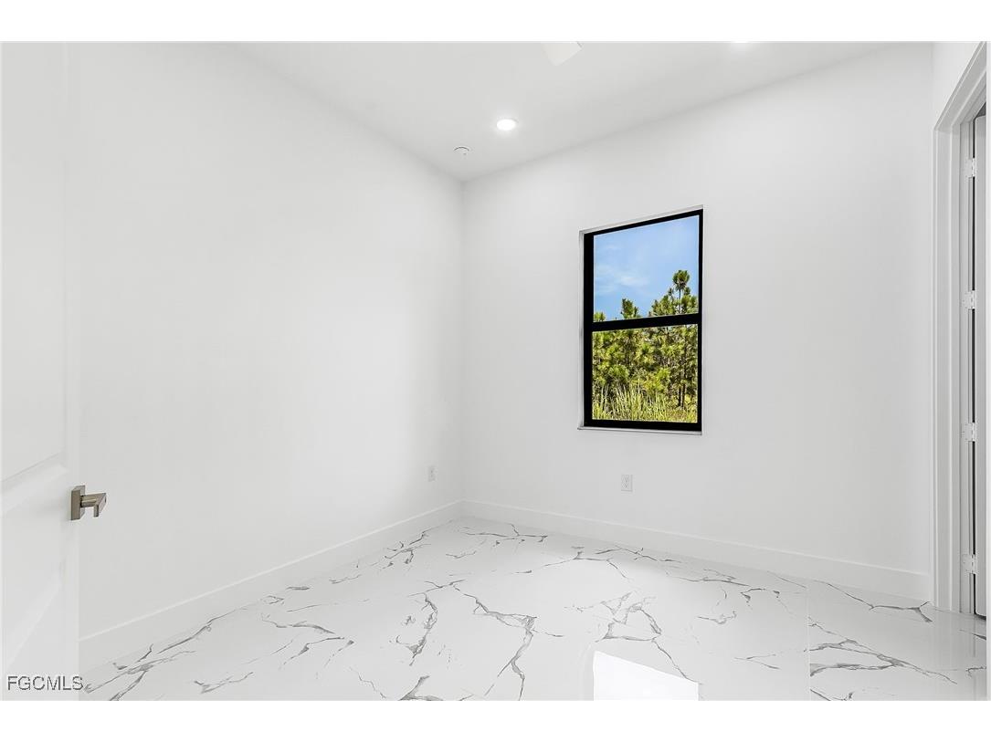 607 E 8th Street Lehigh Acres FL 33972 2025003800 image21