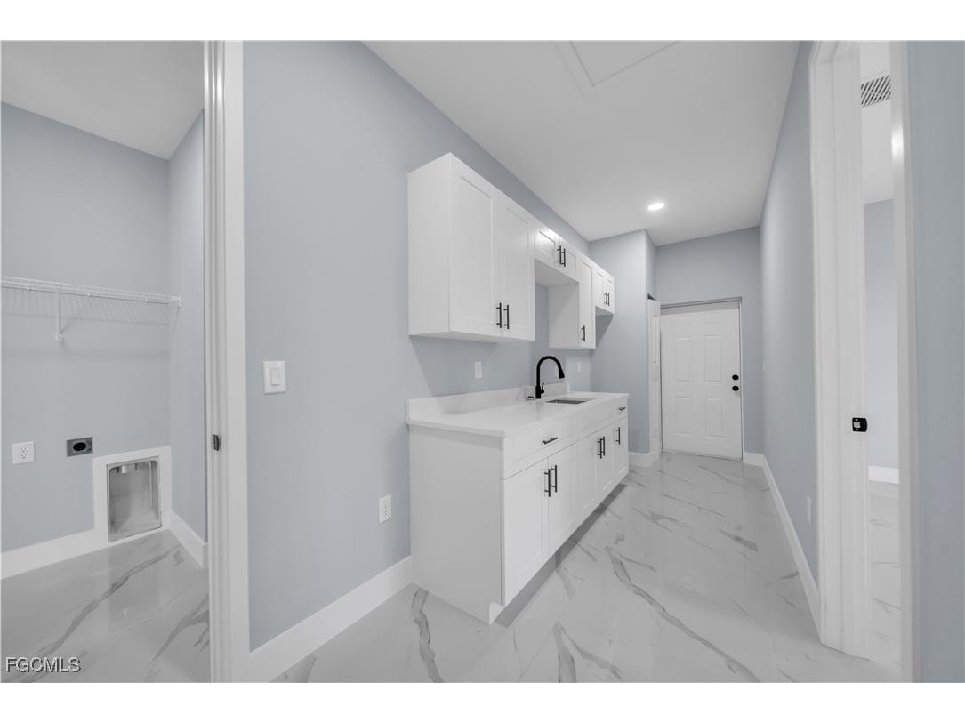 607 Hutton Street Lehigh Acres FL 33974 2025004298 image15