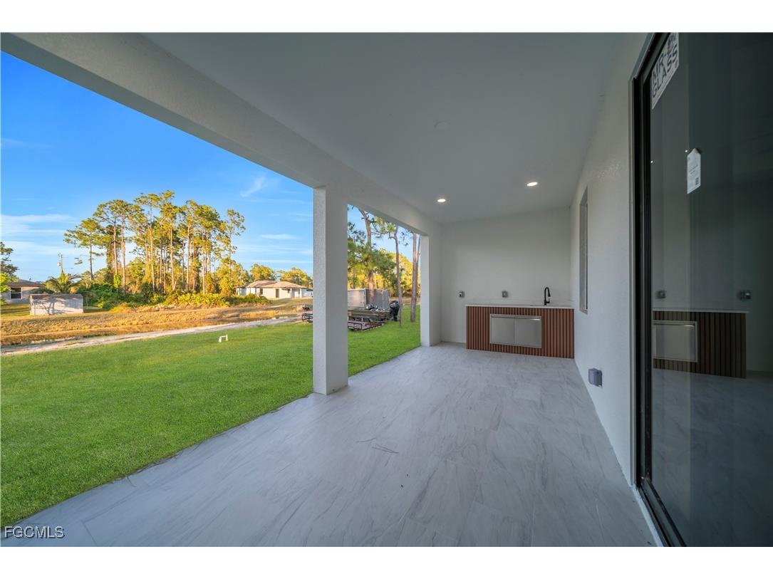 607 Hutton Street Lehigh Acres FL 33974 2025004298 image21